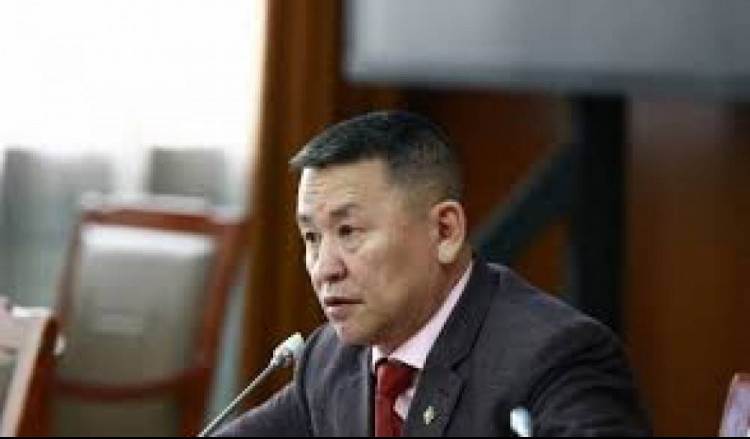  Ш.Адьшаа: З.Мэндсайхан  та МАН-ын сайд биш, Монгол Улсын Засгийн газрын гишүүн шүү